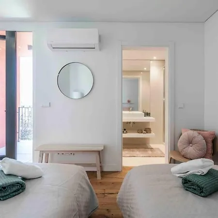 Διαμέρισμα New & Bright 2bed Ensuite, With Pool 5 Min From Marina