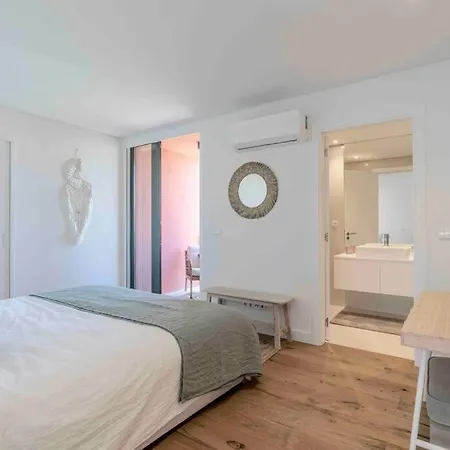 New & Bright 2bed Ensuite, With Pool 5 Min From Marina Διαμέρισμα *