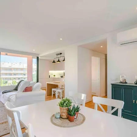 New & Bright 2bed Ensuite, With Pool 5 Min From Marina Διαμέρισμα Quarteira