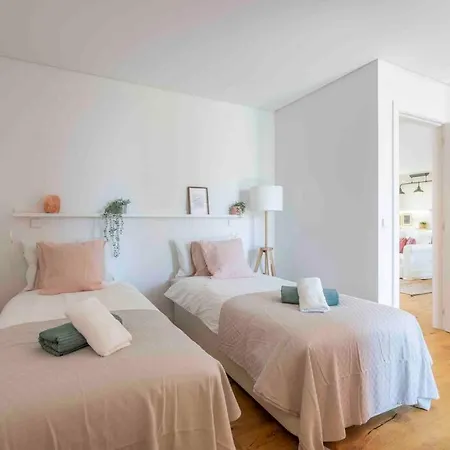 Διαμέρισμα New & Bright 2bed Ensuite, With Pool 5 Min From Marina