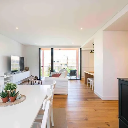 New & Bright 2bed Ensuite, With Pool 5 Min From Marina Appartamento *